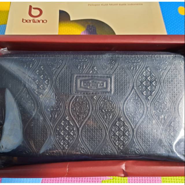 Dompet Berliano Zippy Hitam Sidodrajat