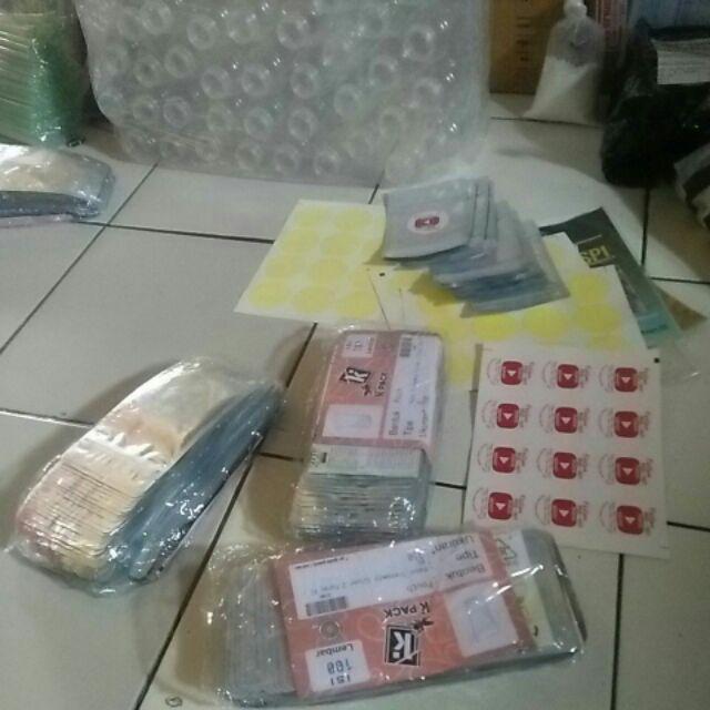 Standing Pouch Plastik Kemasan Kopi Snack Ziplock Klip Foil Kombi Hijau Dan Merah 150g