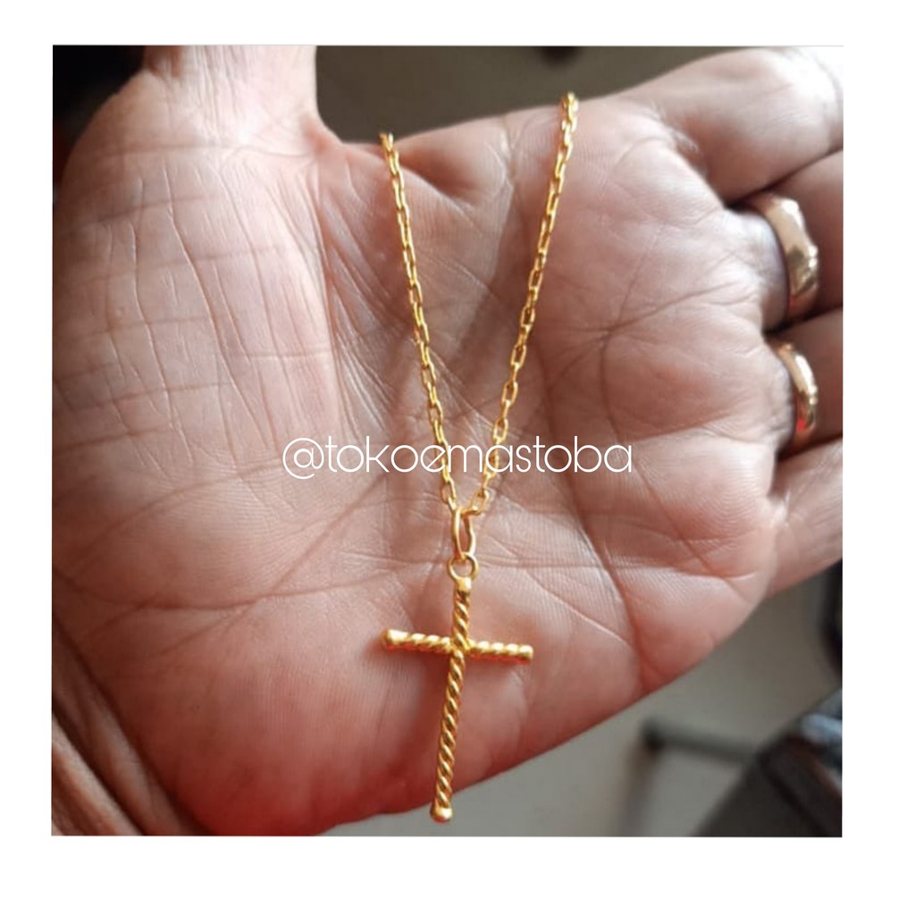 set kalung rante dan liontin salib putar emas 24karat emas toba berat 7gram