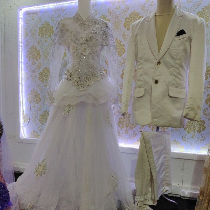 gaun putih pengantin dan jas bonus slayer hijab
