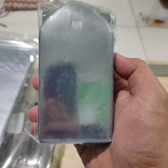 

Nametag plastik 6 x 9 + 3 ready stock