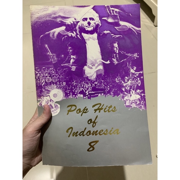 pop hits of indonesia 8 buku musik. buku piano