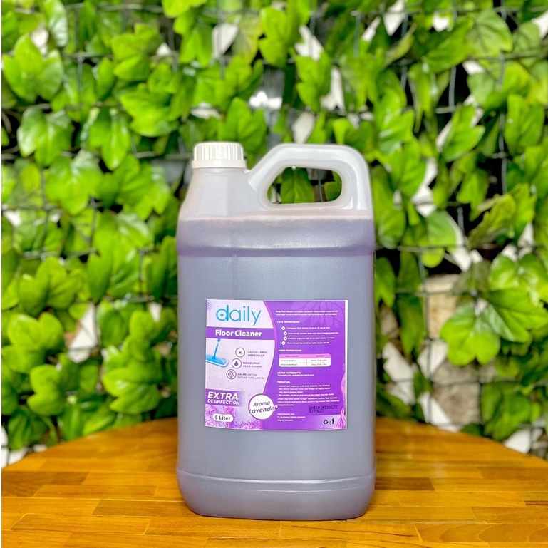 Pembersih Lantai 5 Liter Antibacterial Daily Floor Cleaner