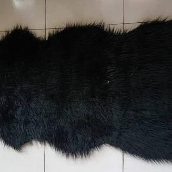 Diskon Karpet Bulu Alas Bulu Dashboard Bulu Kain Bulu Asimetris Hitam Murah - Bulu Pendek