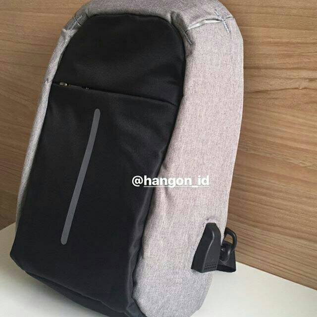 Sling Bag Anti Theft with USB Port / Tas Selempang Anti Maling