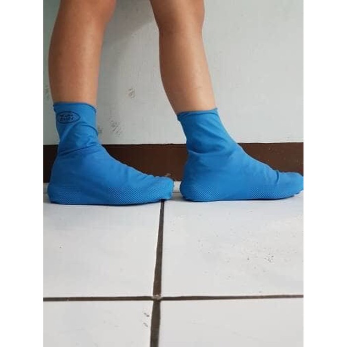 Cover Shoes Jas Pelapis Sepatu Karet Anti Air Hujan Waterproof Tinggi Hitam