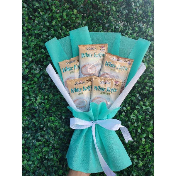

buket kopi white coffe isi 5 cantik tosca buket Snack lucu