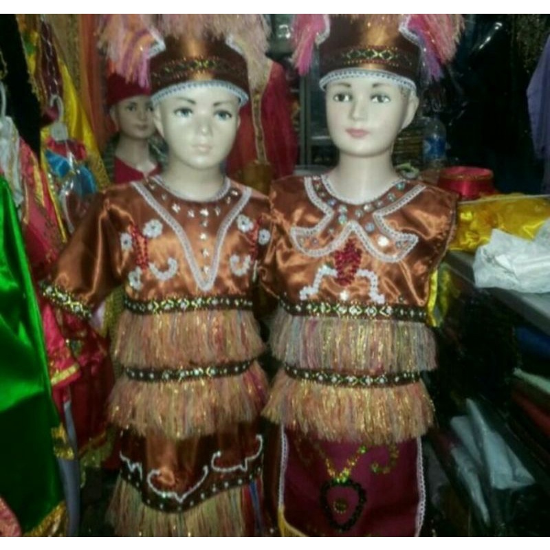 pakaian adat anak baju Papua saten laki dan perempuan