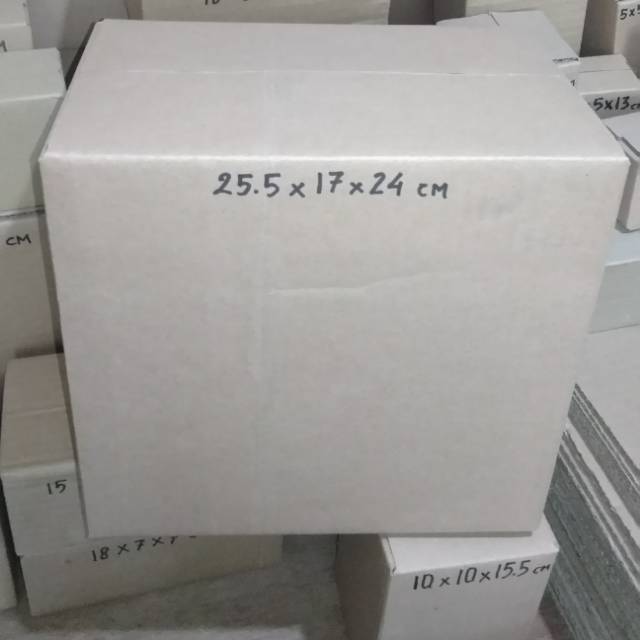 

Kardus Box Packing 25.5x17x24 cm