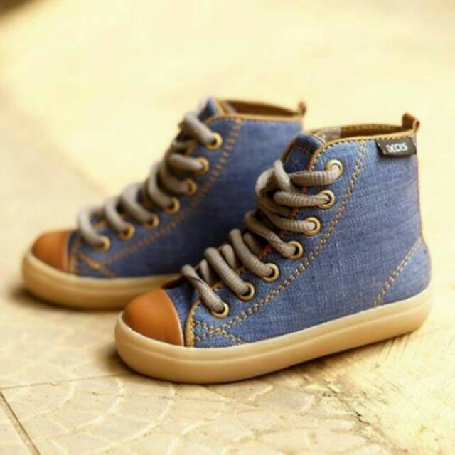 Sepatu Anak Decks Signore Pure Blue Jeans.