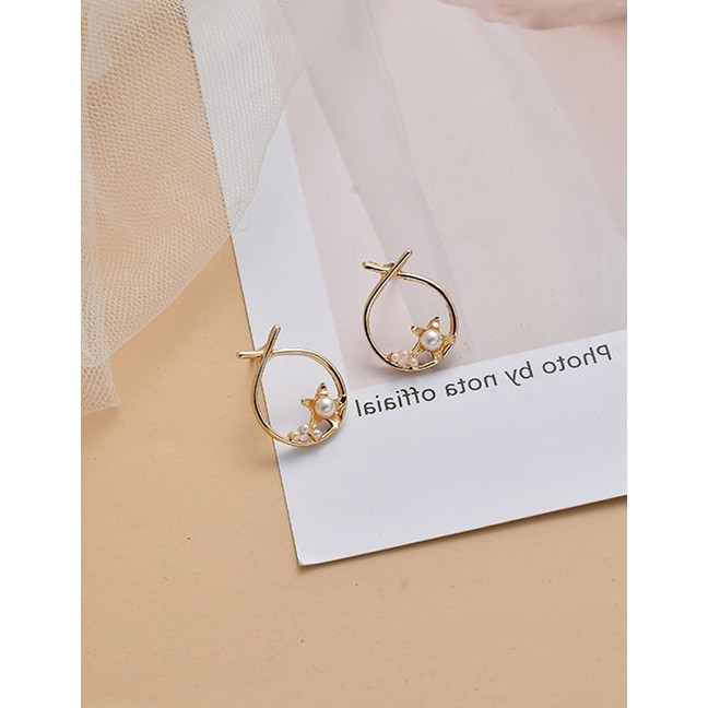 LRC Anting Tusuk Fashion Golden Pearl Star Geometric Cross Earrings D77323