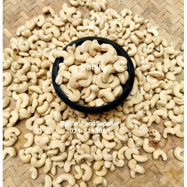 

KACANG MEDE 500GR PREMIUM - kacang mede utuh - kacang mede 1 kg