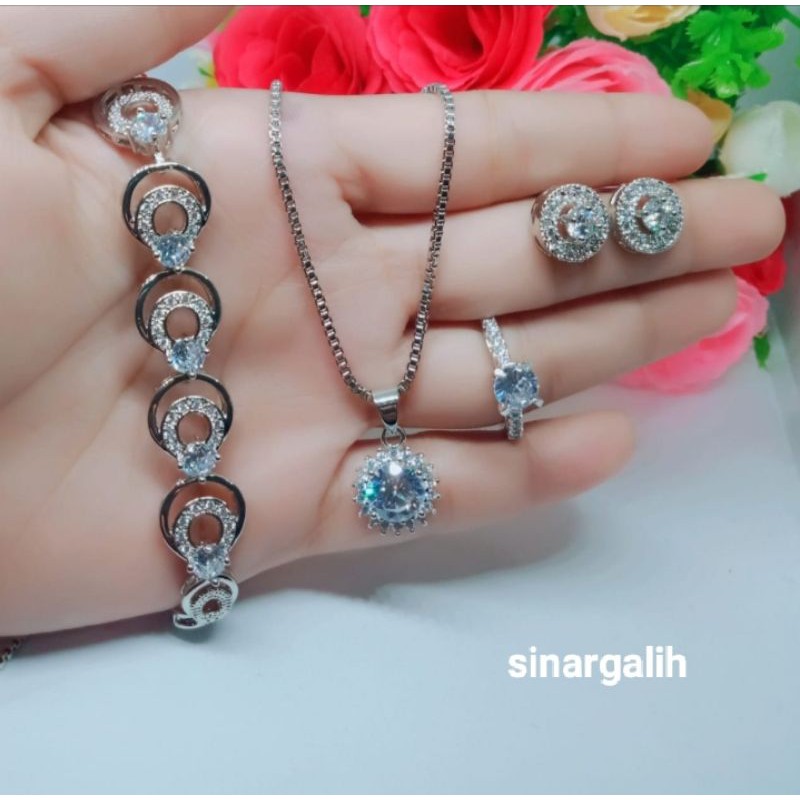 perhiasan xuping putih satu set