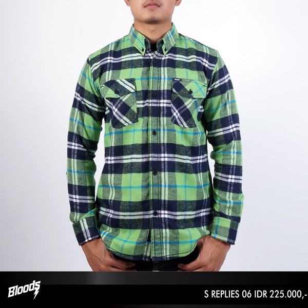 Kemeja Flannel / Kemeja Kasual S REPLIES 06 Bloods Original