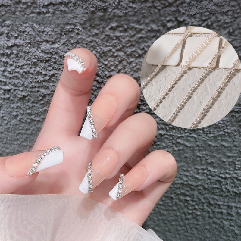 Perhiasan Rantai Berlian Imitasi Kristal Mutiara 3D Ukuran 25cm Untuk Dekorasi Nail Art