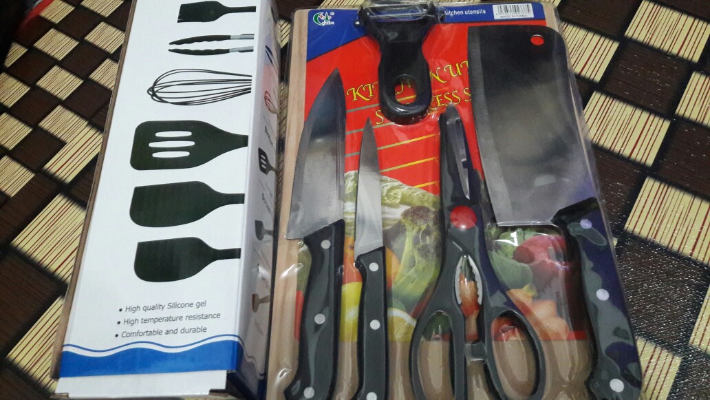 Pisau Set Stainless + Talenan Dapur 6 In 1 / Pisau Dapur Set + Dapur Set Best Quality