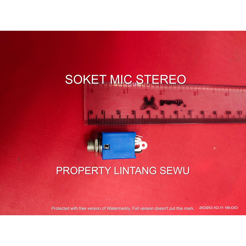 SOKET MIC AKAI STEREO BIRU BAGUS