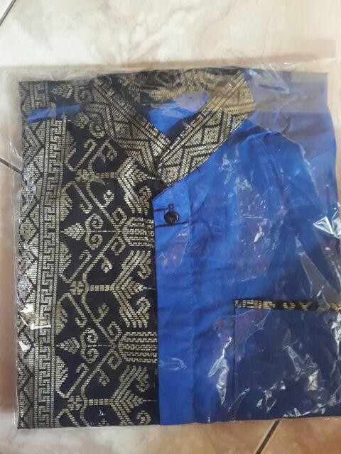 Kemeja Batik Pria Warna Navy _ Batik Kanza