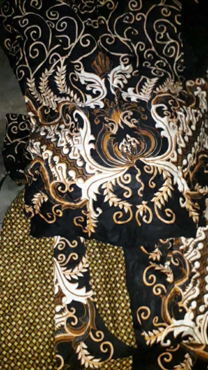 Couple Sarimbit Ruffle Terbaru Gamis Kombinasi Modern Hem Batik Ready Sampai Jumbo Ld 120 Ld 110