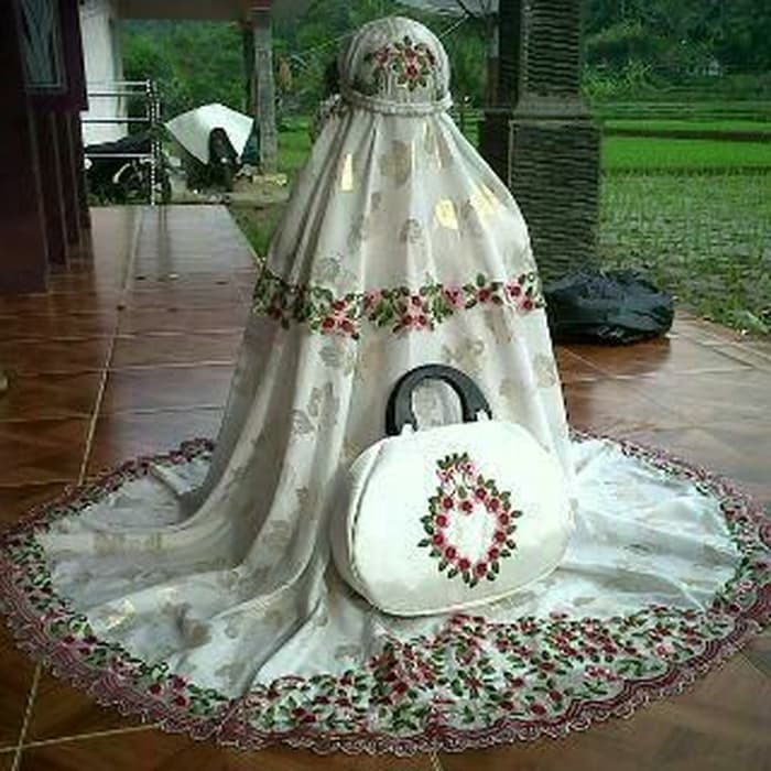 Fashion Wanita Murah Cantik Keren Gaul Remaja Grosir_Solo Mukena  KV388  Sutera Foil Bordir Soraya