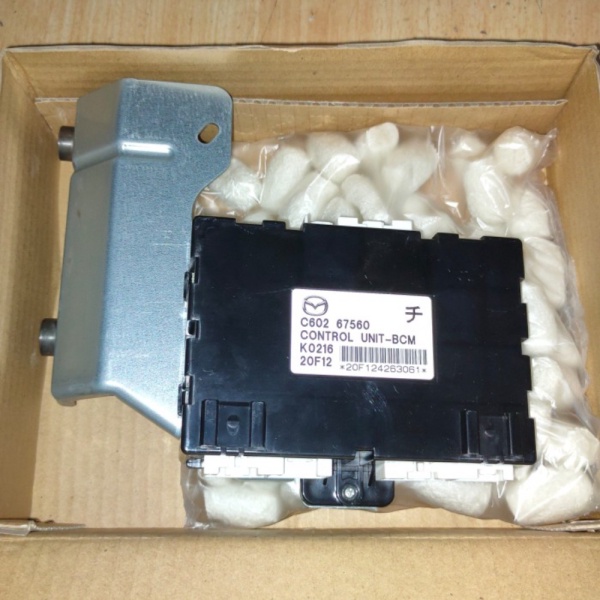 Jual Mazda Genuine Parts Module BCM Mazda Biante C60267560 Diskon