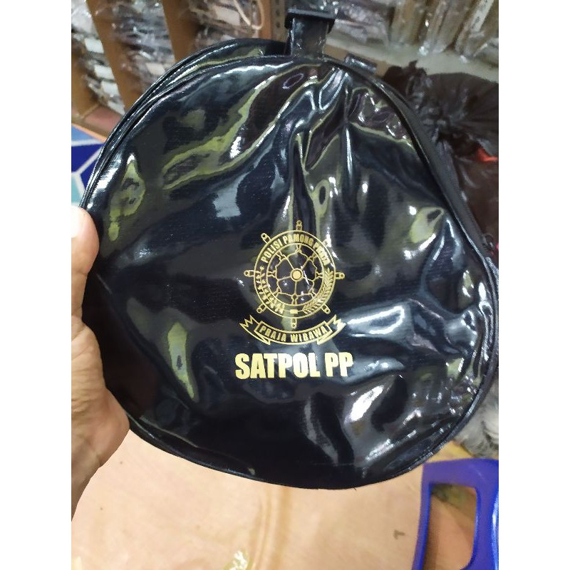 Tempat topi pet pdu