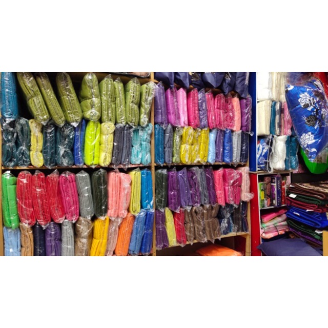 Sprei Embos Tempahan Uk 180x200x30 cm