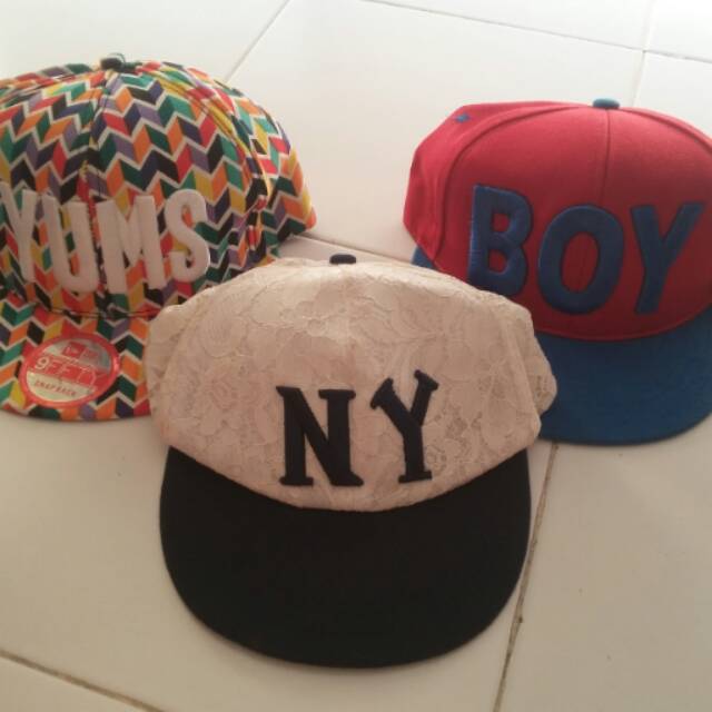 New and preloved snapback topi