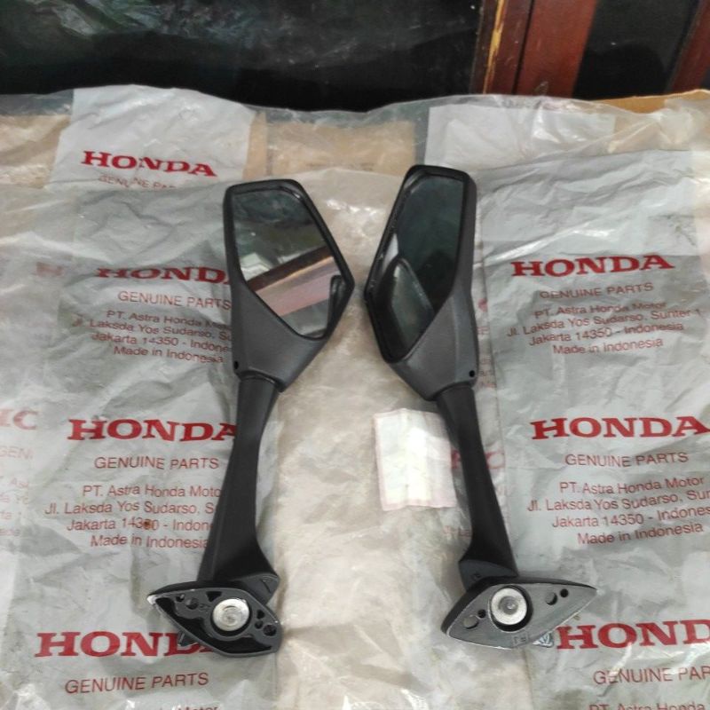 RC19A kaca spion standar cbr 150 new set kanan kiri original