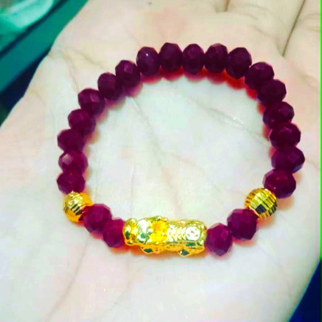 Gelang pixu merah maron