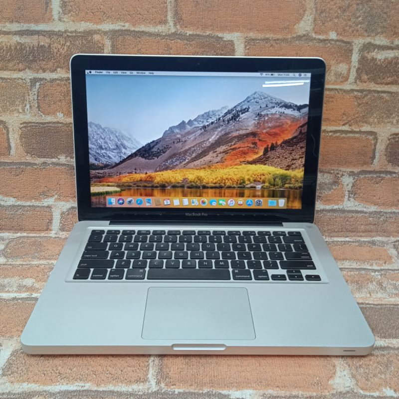 Macbook Pro 2011 Intel Core i5 ram 4GB SSD 120GB Bekas