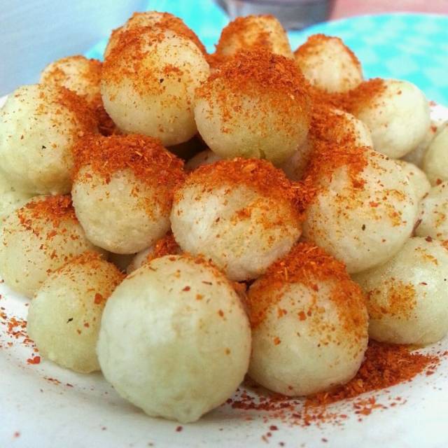 

Makanan Ringan Khas Bandung