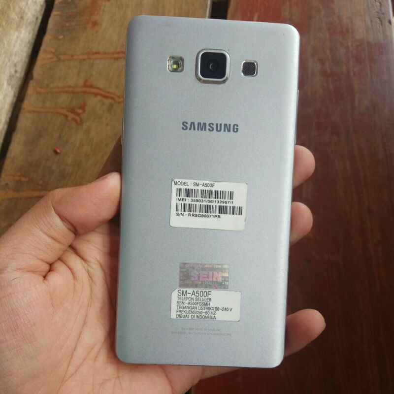 SAMSUNG A5 2015 (SECOND)