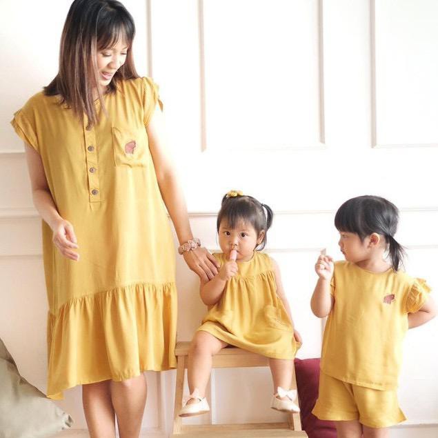 PROMO 7.7 PROMO BAJU LEBARAN MURAH Mooi Kika Ruffle Set 1-5 Tahun Setelan Anak Perempuan Setelan mom setelan mama