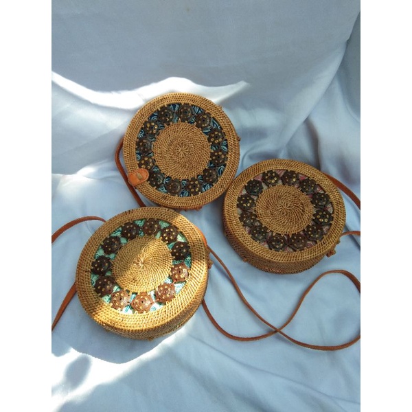 TAS ROTAN BALI | TAS ATE | TAS SELEMPANG | TAS UNIK