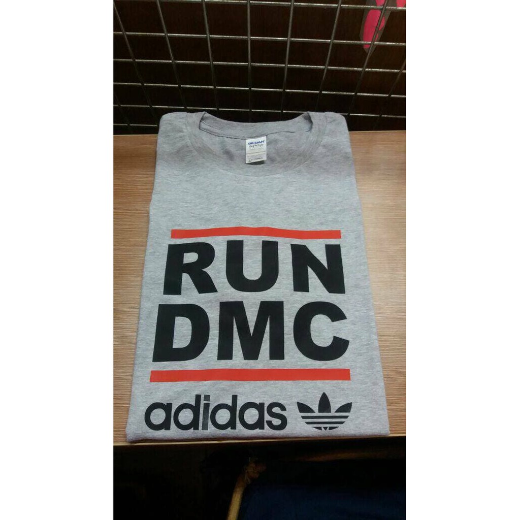 KAOS ADIDAS RUN DMC (ABU SABLON HITAM)