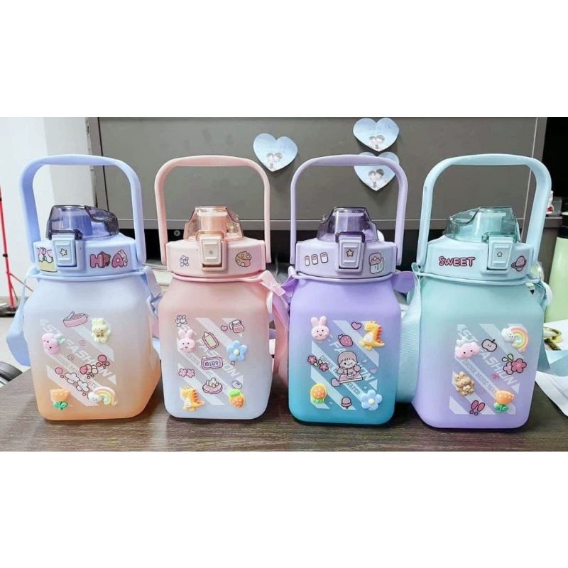 TOKO21GROSIR--BOTOL MINUM ANAK GEMOY KOTAK 3D VIRAL MURAH WARNA GRADASI PASTEL 1.3 LITER  2D &amp; 3D STICKER BOTOL MINUM ANAK TALI PANJANG