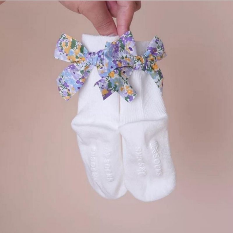 (Pimenova) kaoskaki panjang pita korea kaoskaki anak perempuan baby socks