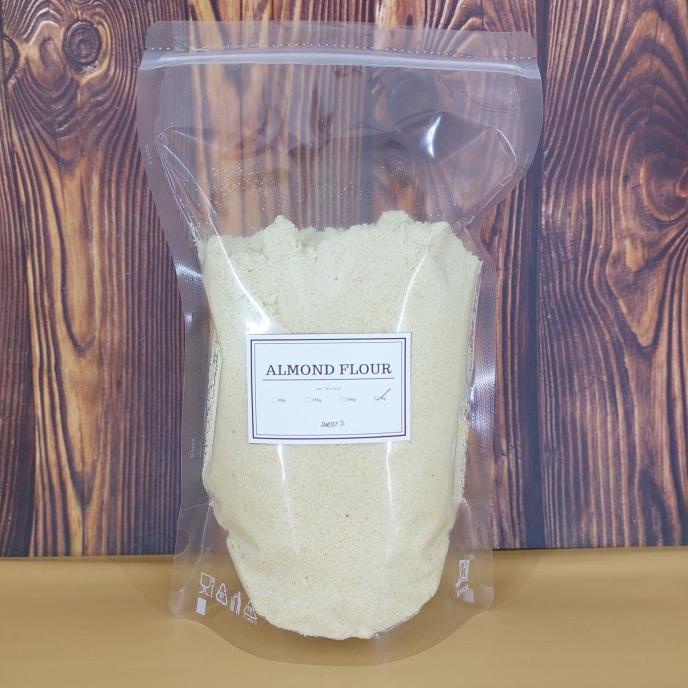 

Almond Flour/ Tepung Almond 500 gr