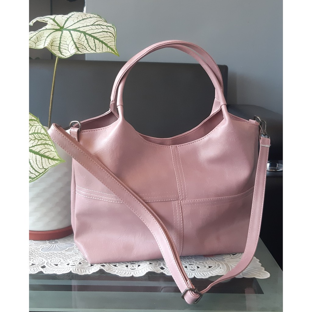 Selly Handbag Import/ Tas Selempang Wanita