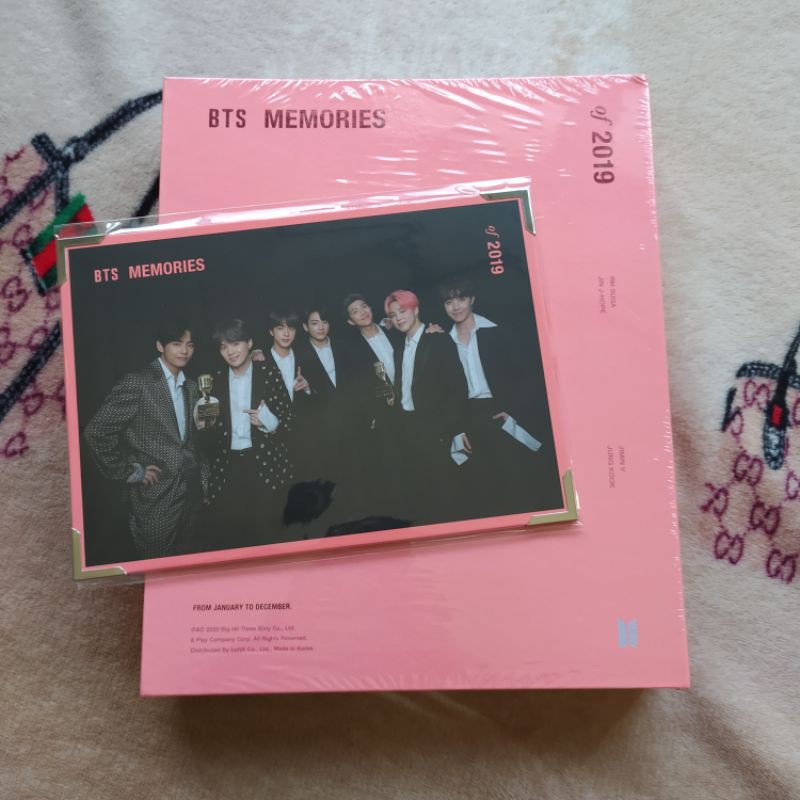 [READY STOCK] FOLDING POSTCARD BTS MEMORIES 2019