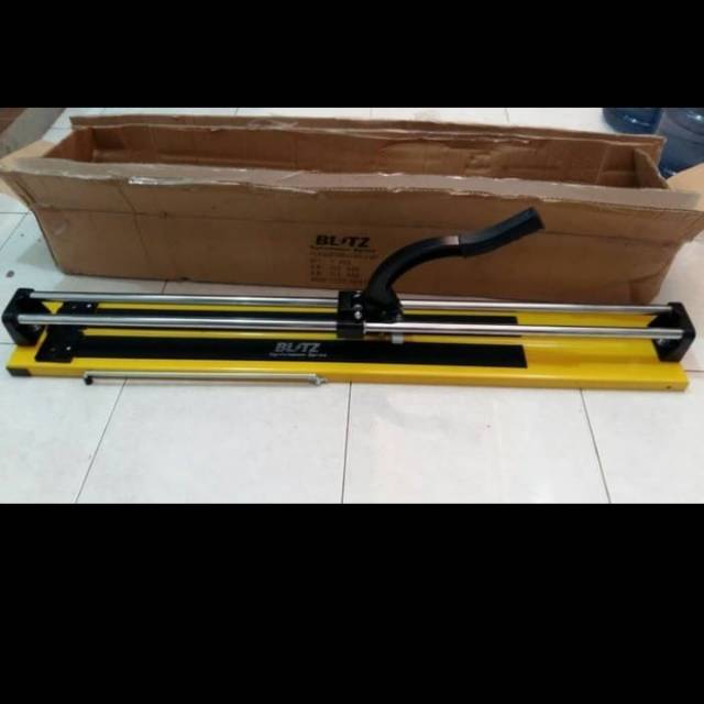 Alat Potong Granit-Pemotong Keramik BLITZ 1 meter