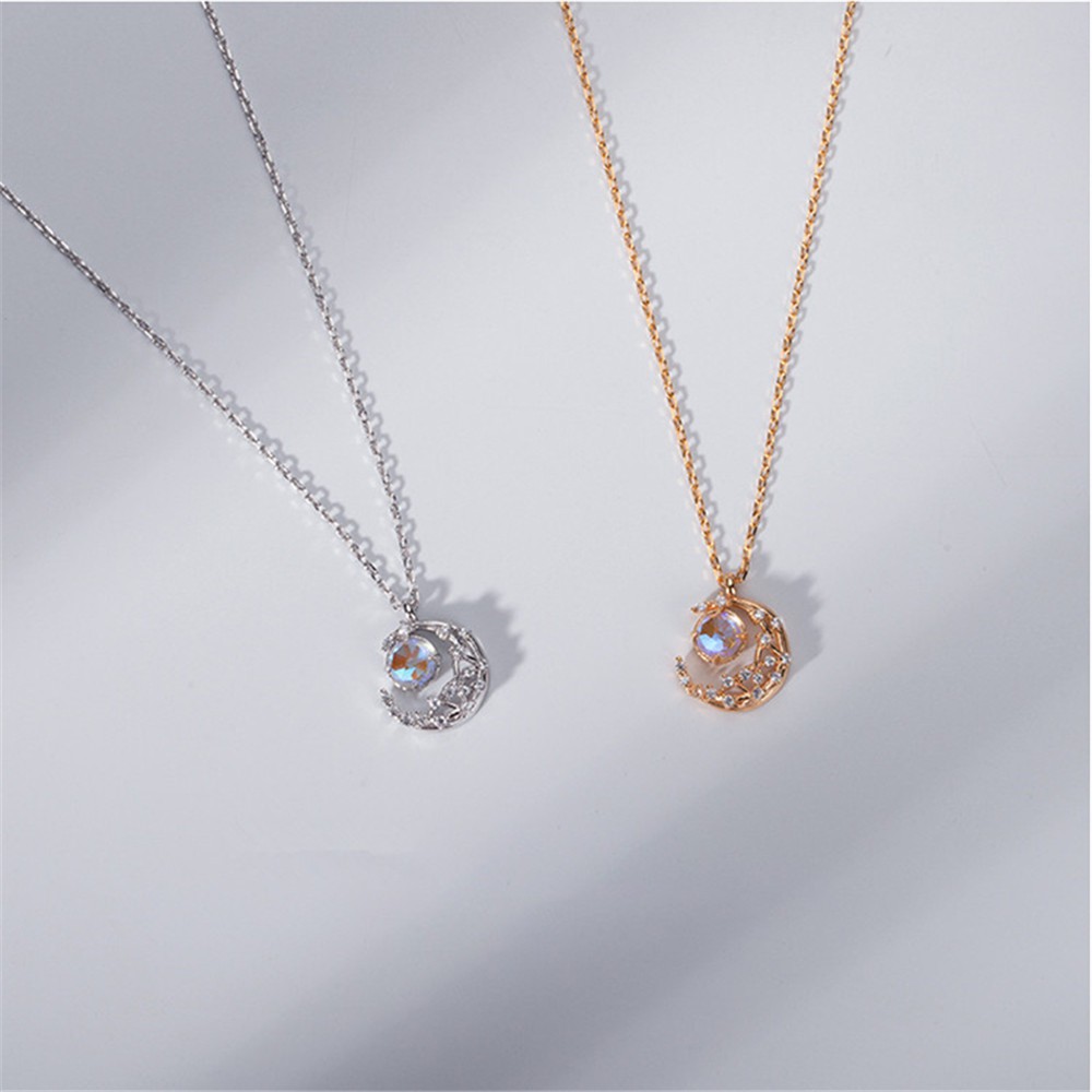 【COD Tangding】New Flash Diamond Moon Necklace Fresh Small  Collarbone Chain Light Luxury Choker