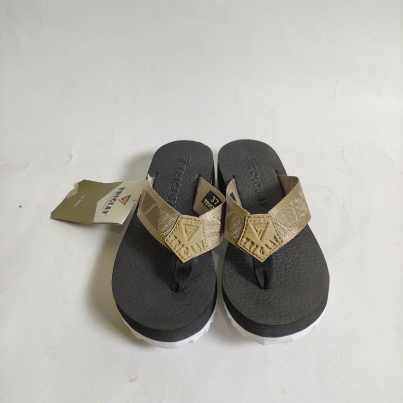 Sandal wanita Triglav original Bilqis hitam