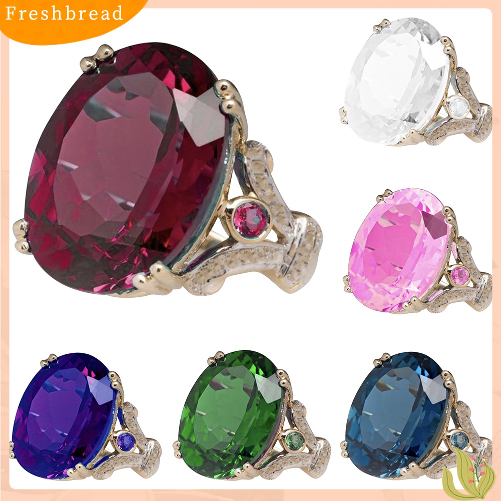 [TERLARIS]Women Big Faux Topaz Finger Ring Fashion Party Wedding Club Jewelry Hollow Gift