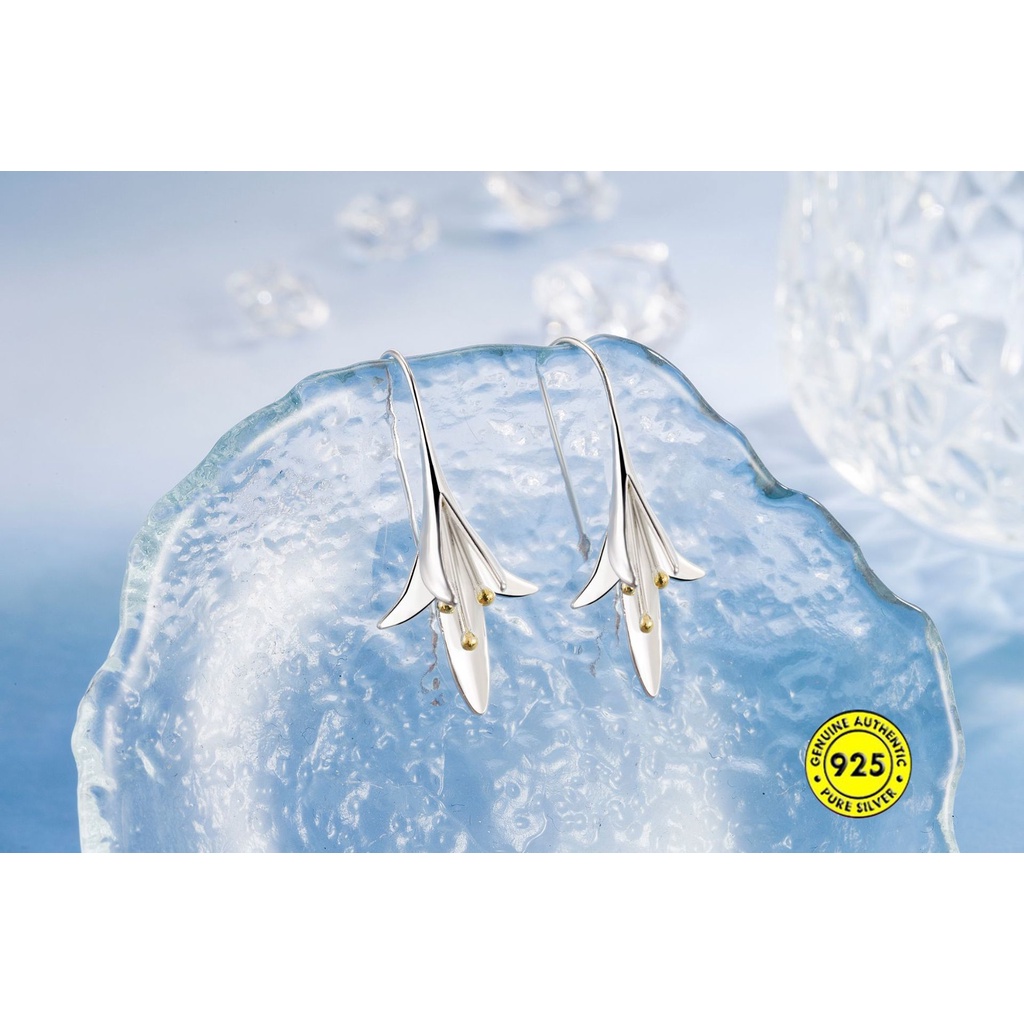 Anting Bentuk Bunga Lily Tiga Dimensi Bahan Sterling Silver Gaya Retro Untuk Wanita