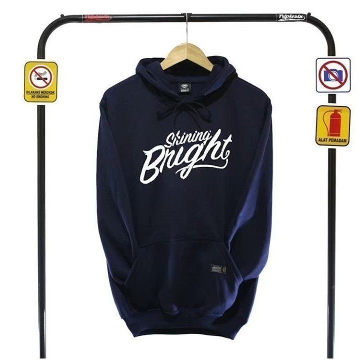 (BAYAR DI TEMPAT/COD) SWEATER SHINING BRIGHT FIT L