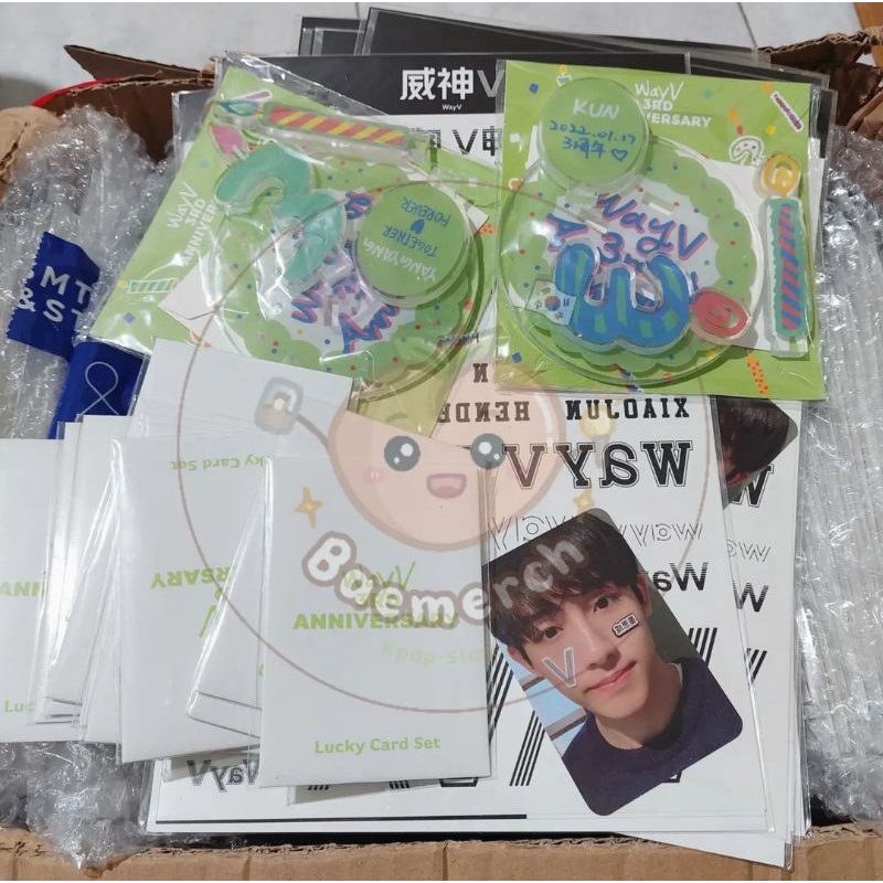 [READY STOCK] WAYV 3RD ANNIVERSARY OFFICIAL MD TATTO WINWIN LUCKY CARD HENDERY KUN
