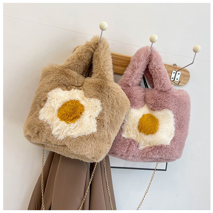 [littlecrab] Tas Bulu Motif Telur Lucu Unik Pegangan Bulu Lembut Tas Lucu Unik Cute Egg Bag Korean Style