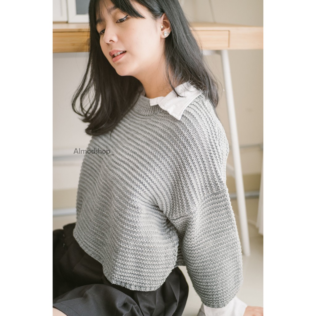 Yuna Sweater Crop / Sweater Rajut Crop Premium Wanita / Rajut Premium Wanita